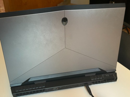 Alienware - , r5