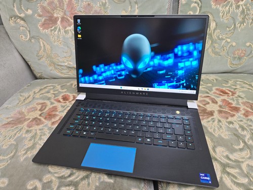 Alienware x15 11900h - x15, i9