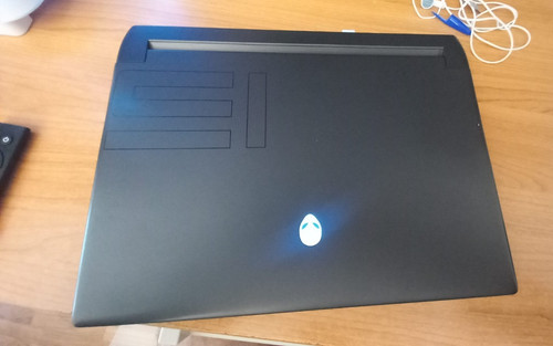 Alienware m15r7 12gen - m15r7,
