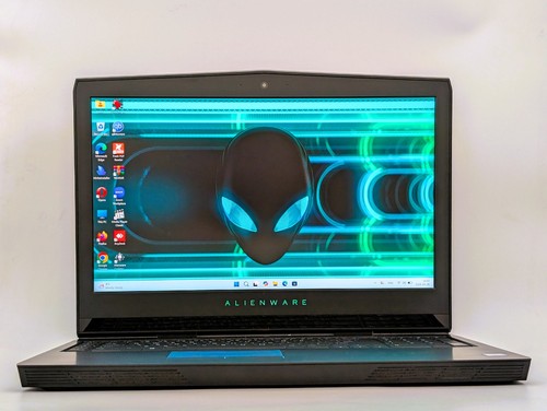 Alienware 7820hk 32 - r4, i7-7820hk