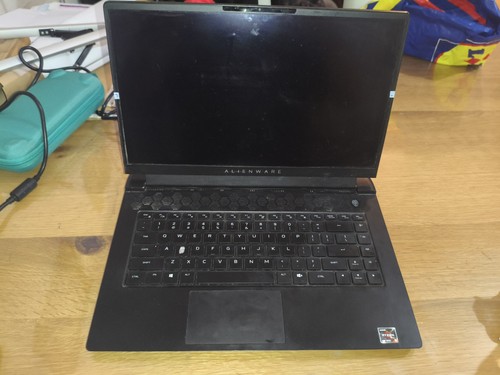 Dell alienware m15 - dell,