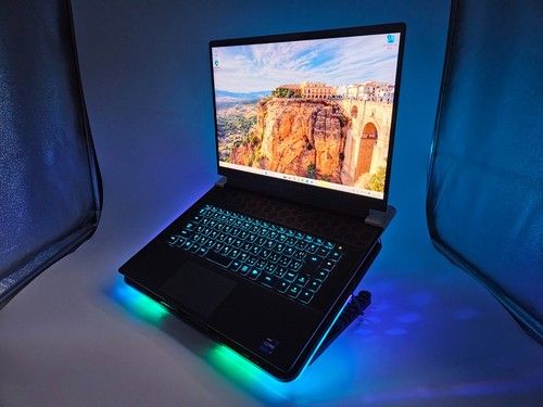 Dell alienware x16 - dell,